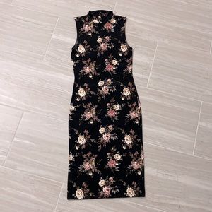FOREVER 21 BODYCON FLORAL DRESS